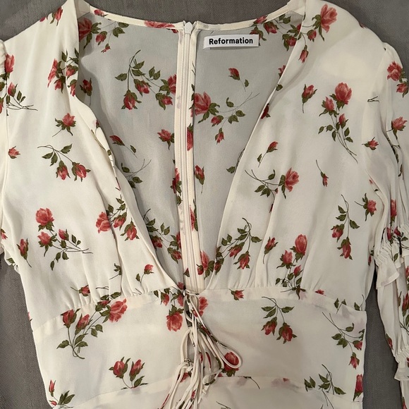 Reformation Laurelei Dress in Ivory with Roses, size US 4 - Picture 3 of 5
